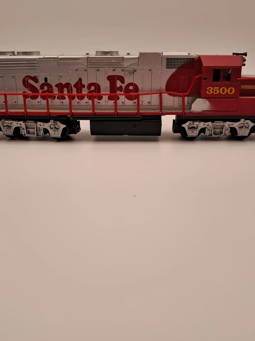 Vintage HO Scale Life-Like GP38 Diesel Locomotive – Santa Fe #3500